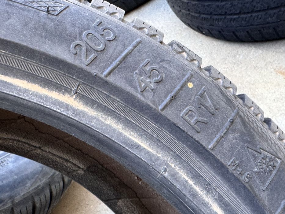 205/45/R17 Kleber Krisalp 2бр зимни dot2616 5-6мм