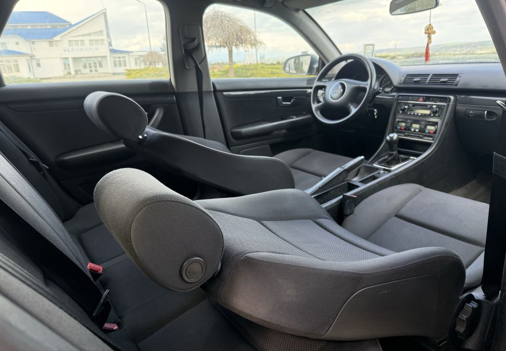 AUDI A4 B6 1.9-TDI//131-CP Break//5+1-Trepte/Manual// Auto//Impecabill