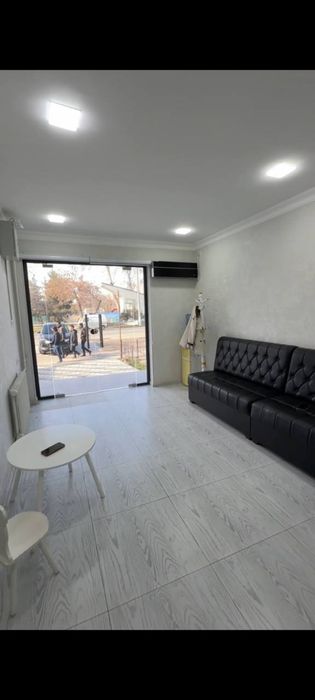 Продаётся нежилое Яшнабадский Университет "AJOU" 100м2