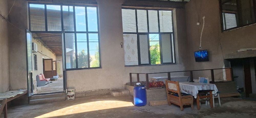 Zarafshonda Hovli sotiladi Zalatinka