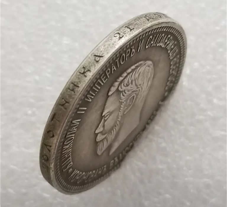 Российский рубль сувенир