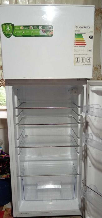 Срочно продается холодильник