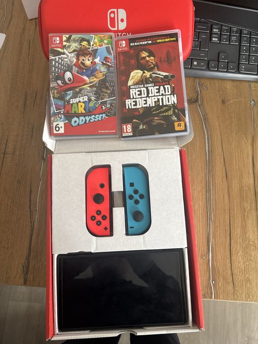 Nintendo Switch Oled в отличном состояний