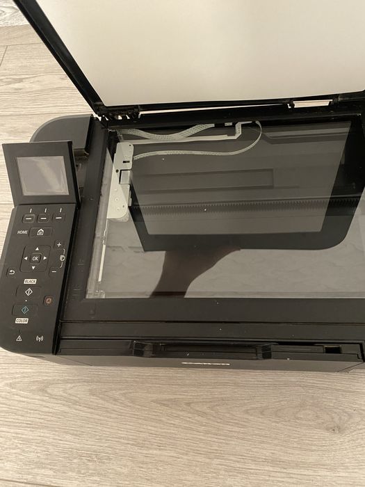 Printer Canon Sotiladi srochna