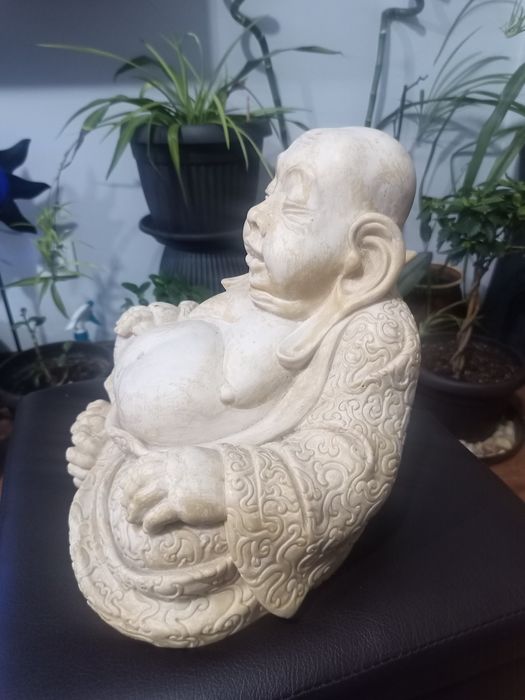 смеещия се Будакомпозитен материал с добавен каменен прах