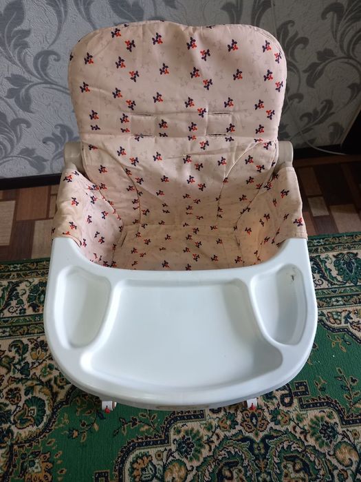 Стул для кормления