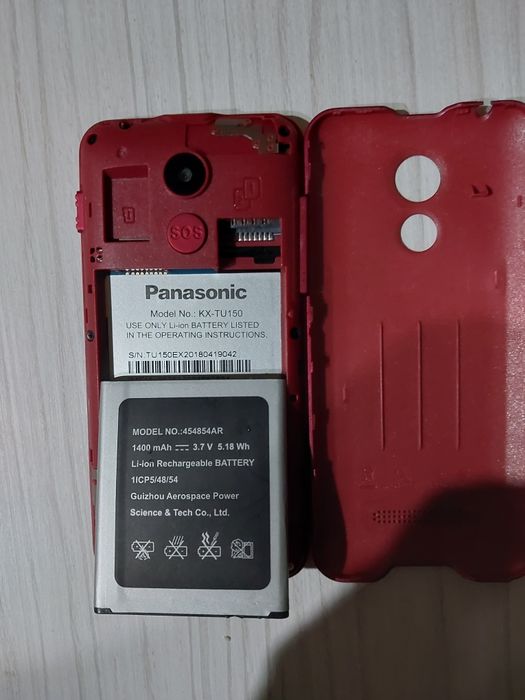Telefon seniori Panasonic KX-TU 150