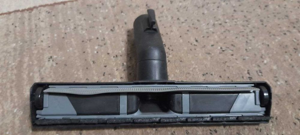для пылесосов Karcher насадка Щетка