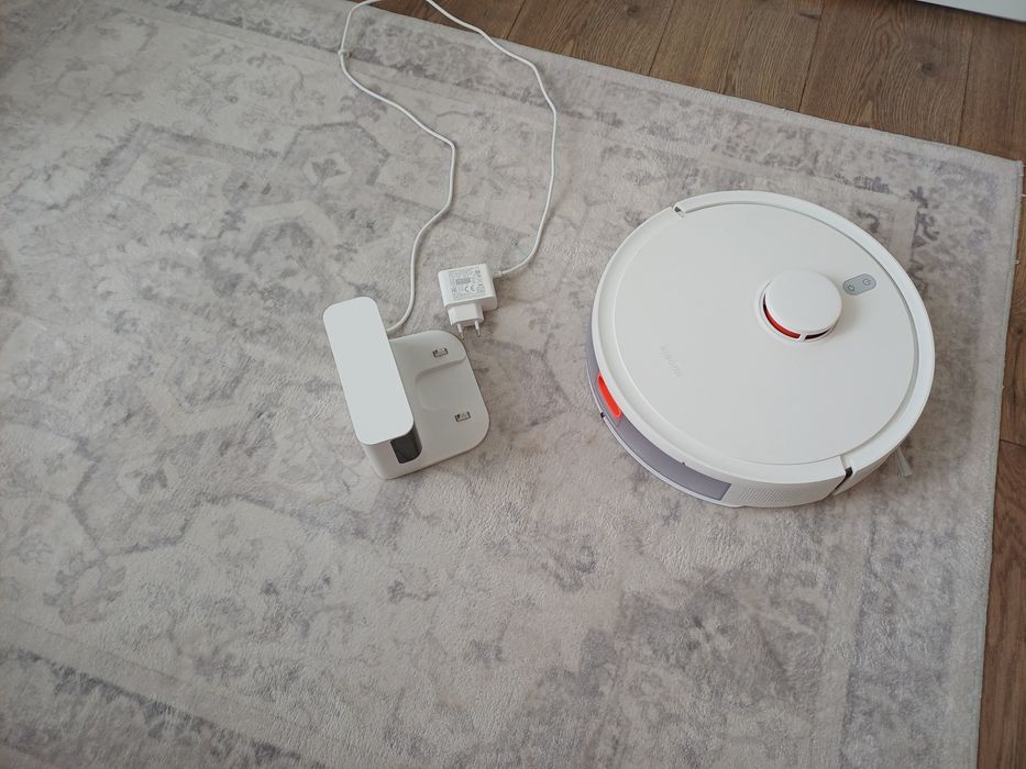 Продам Робот-пылесос