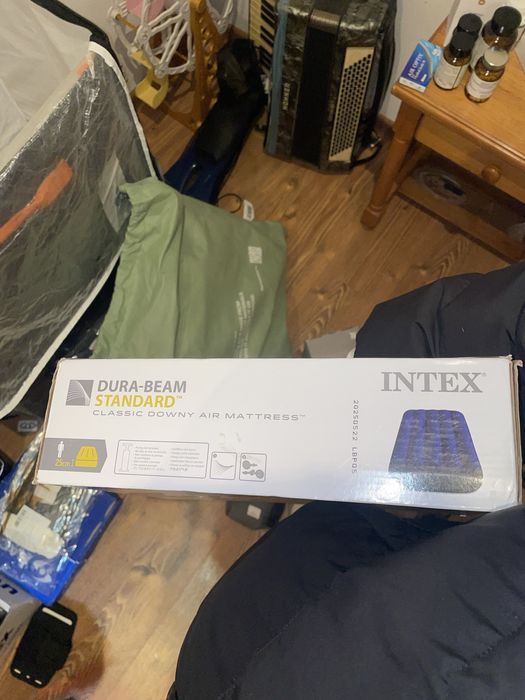 Vând saltea gonflabilă