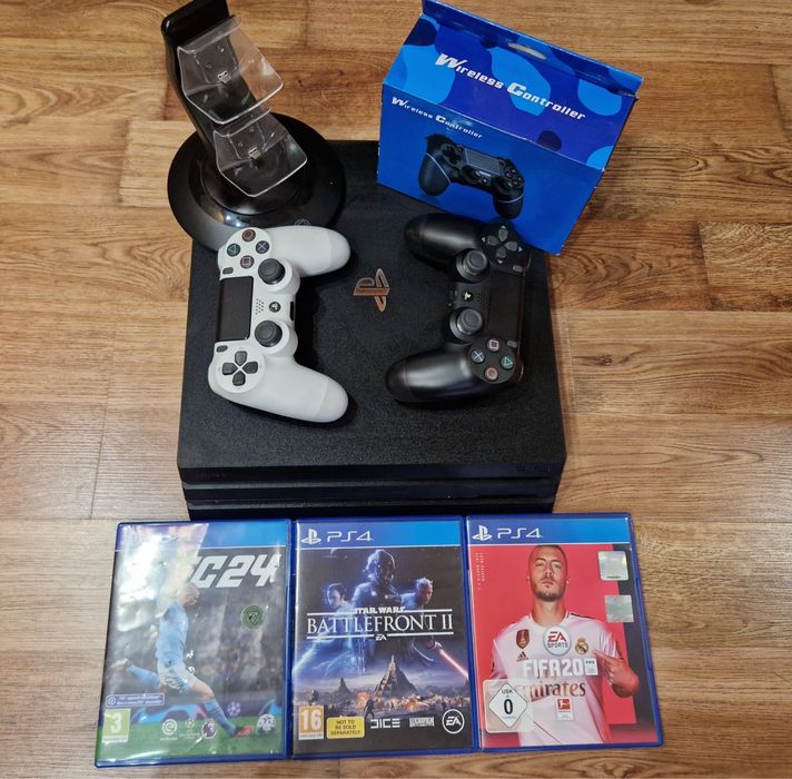 Play station 4 pro 1tb