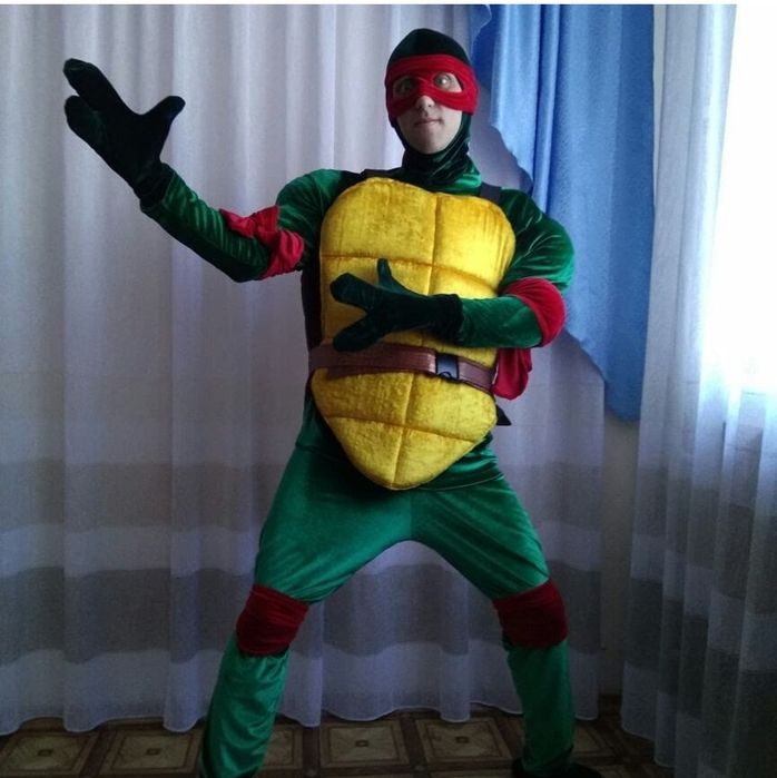 Продам костюмы для аниматоров