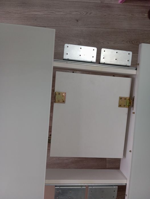 Кухонный мебель стол