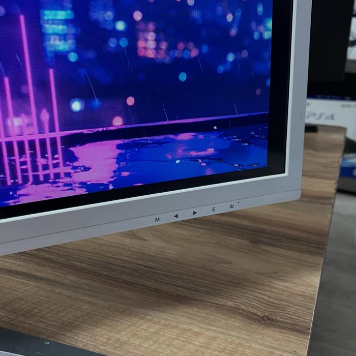 Mонитор HYINGDA/Full HD/60 герц/32 дюйм