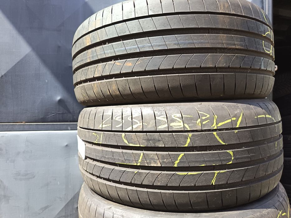 Anvelope vara 255 35 21 Goodyear  2023 și 2021  6.7mm-6.9mm