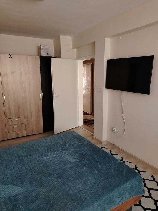 Дава се под наем Тристаен апартамент в Пловдив, Остромила - 80 кв.м за 598.23 € - Снимка #14