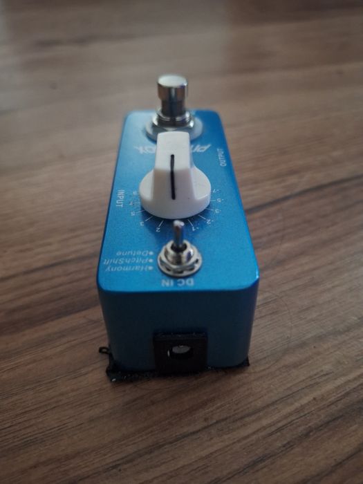 MOORE Pitch Box китарен ефект