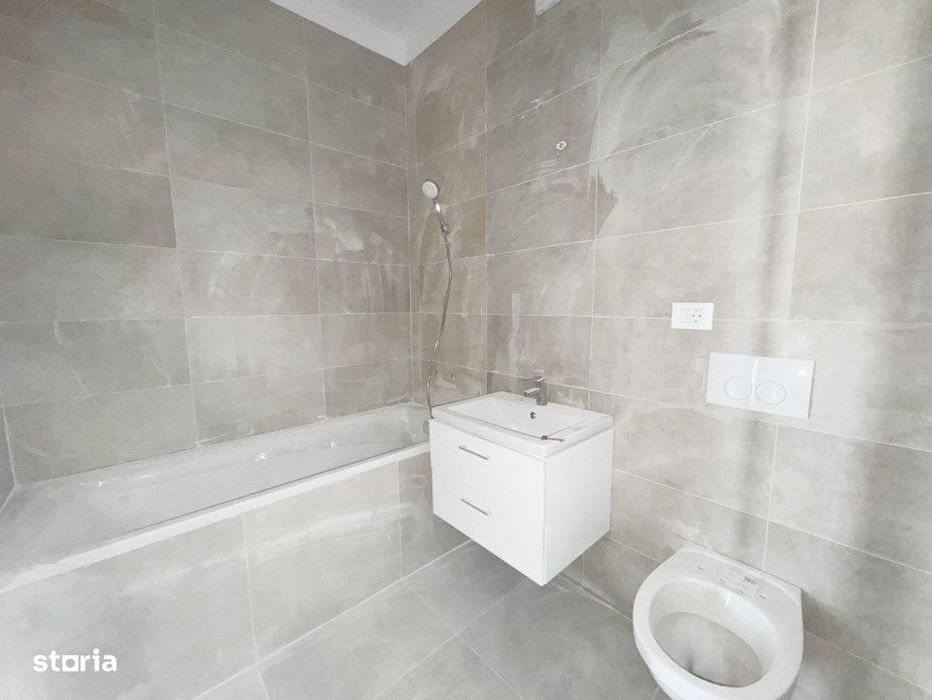 Penthouse 3 camere, decomandat, 86.3 mp utili, etaj 9/9-zona Aradului
