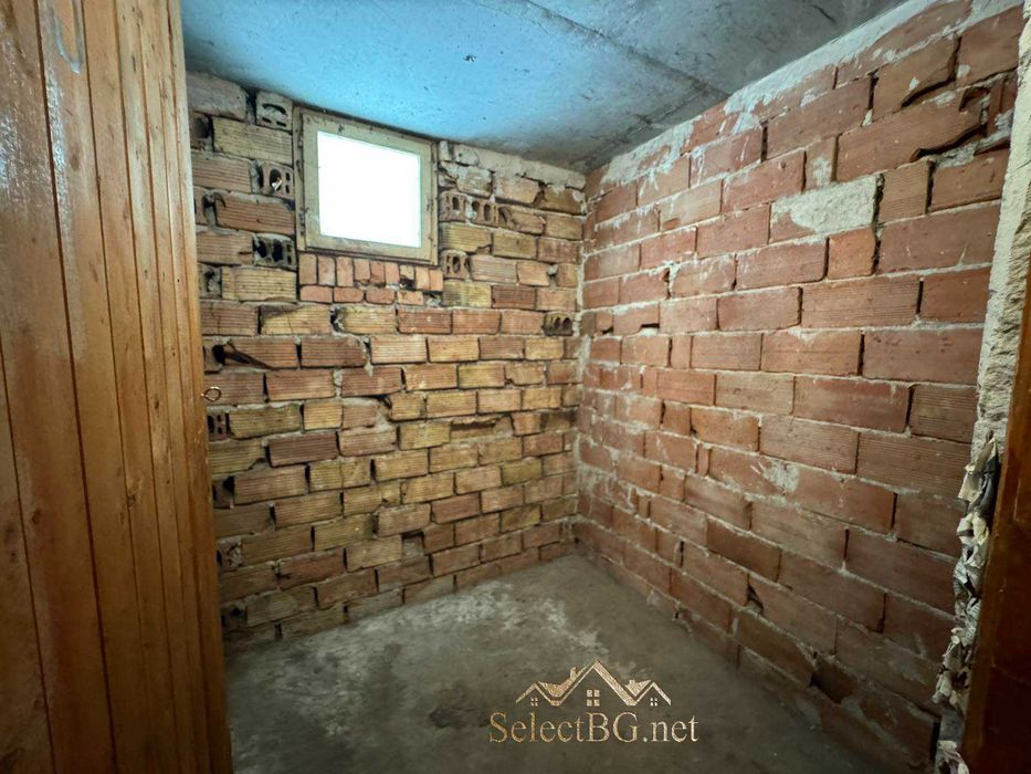 Продава се Четиристаен апартамент в Горна Оряховица - 110 кв.м за 719 €/кв.м - Снимка #10