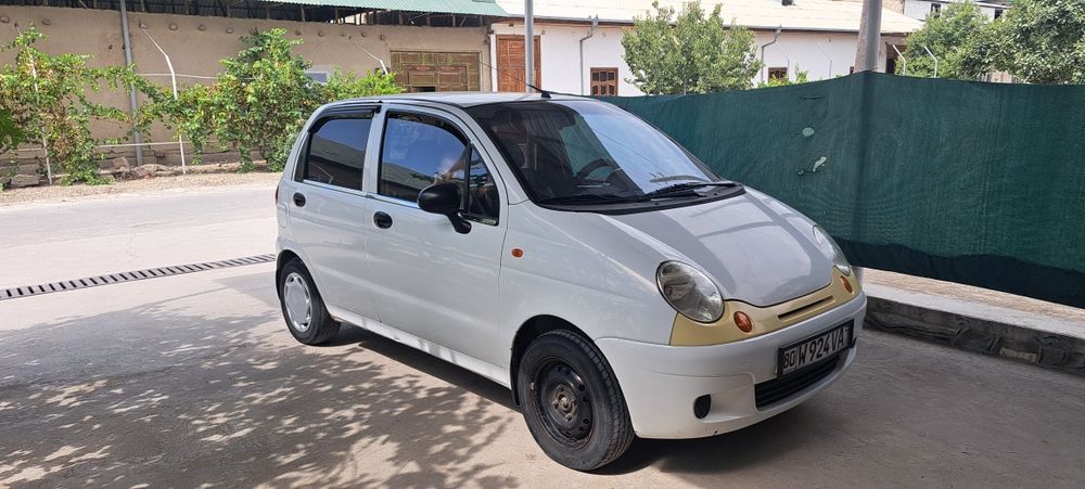 Matiz uch porshin sotiladi