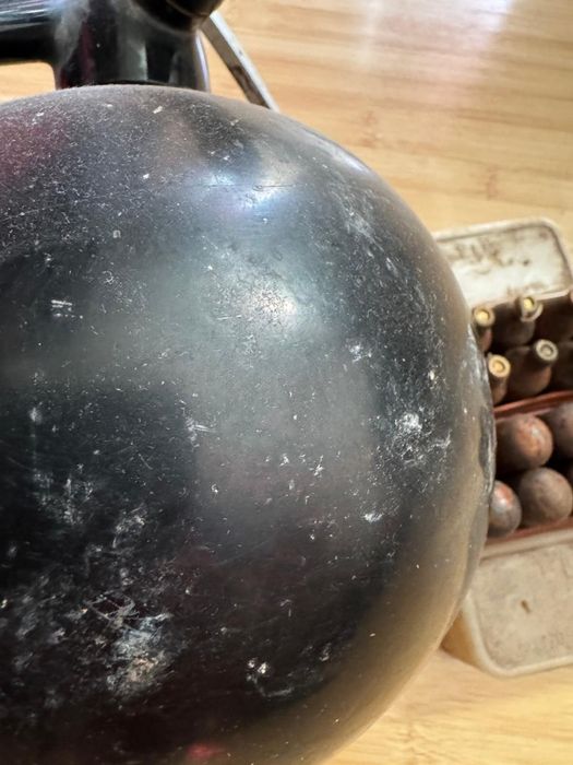 Sifon din metal cu capsule