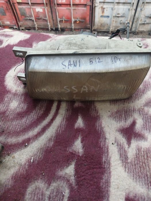 Фара Нисан Сани В12