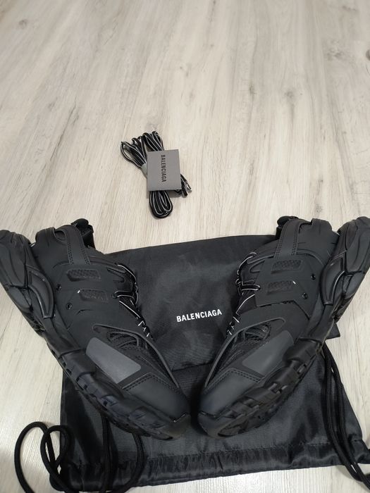 Balenciaga track black 43