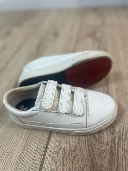 Детские кросовочки в отличном состоянии