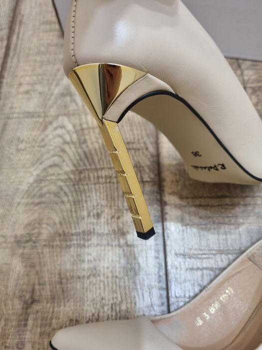 Дамски обувки с висок ток R.Polanski