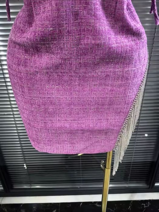 Рокля с втален силует от луксозна материя