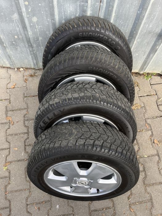 Jante aliaj 4x100mm, anvelope iarna 185/65 R15 Opel Astra Corsa Meriva