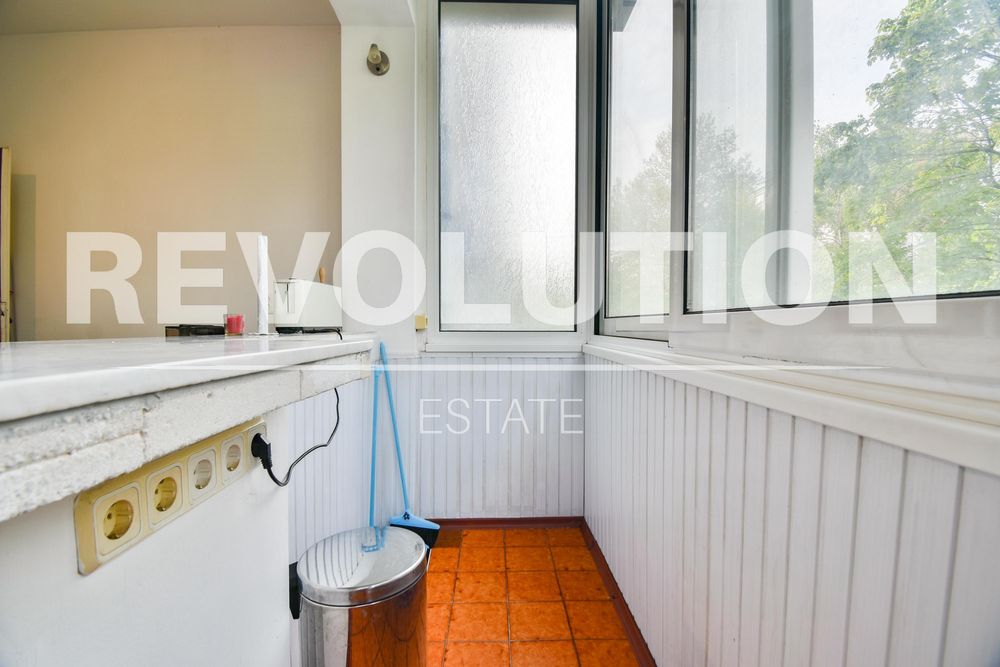 Дава се под наем Тристаен апартамент в София, Гоце Делчев - 90 кв.м за 650 € - Снимка #4