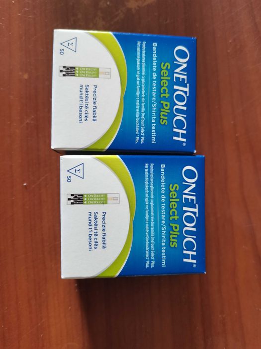 Glucometru + 2 teste glicemie pachet.