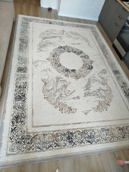 Продам ковер в зал 250×350 см