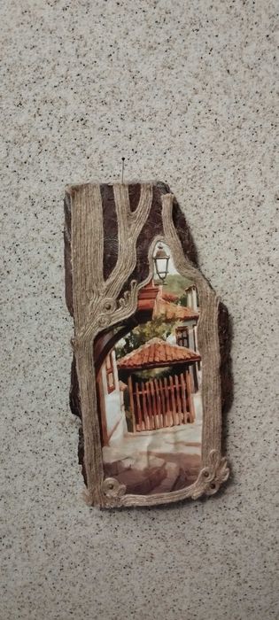 картини и пана от дърво