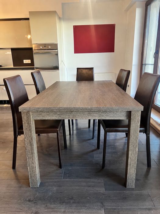 Masa de dining extensibilă pt 6/8persoane