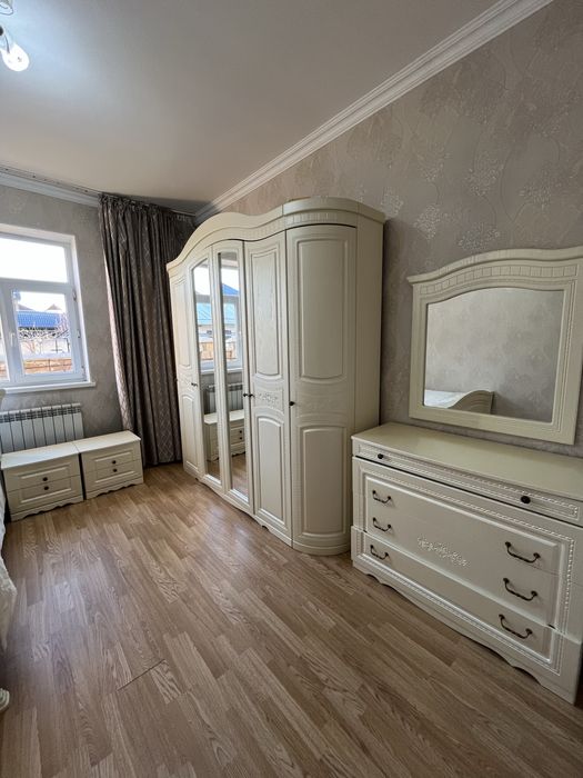 Продаётся мебельный гарнитур