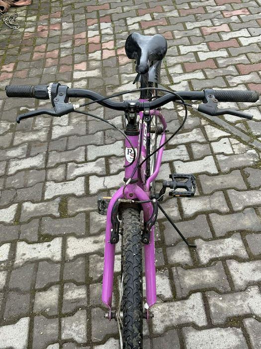 Bicicletă pentru fete