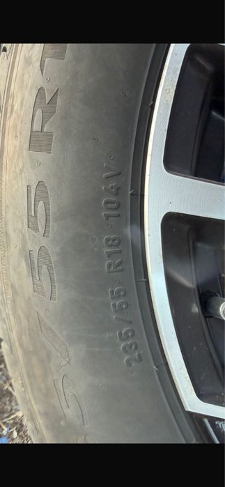 Продам диски и резину r18 5x114.3