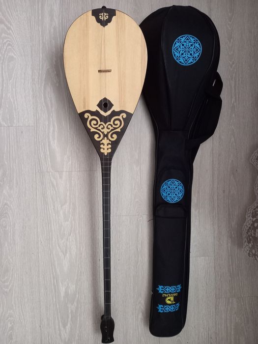 Продаётся домбра