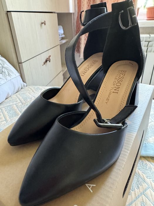 Туфли кожанные 36 размер