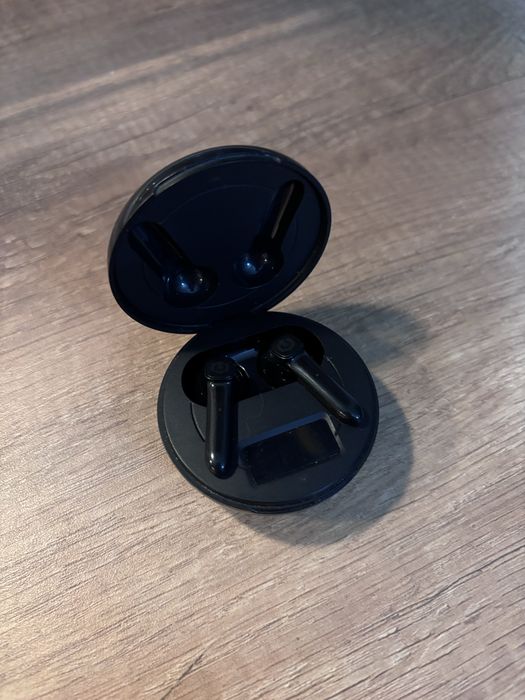 Безжични Bluetooth слушалки TWS с LED дисплей