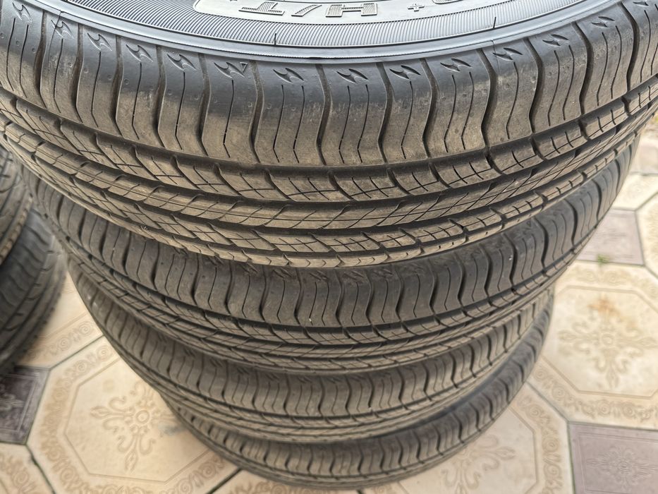 всесезонная автошина R16/65/215