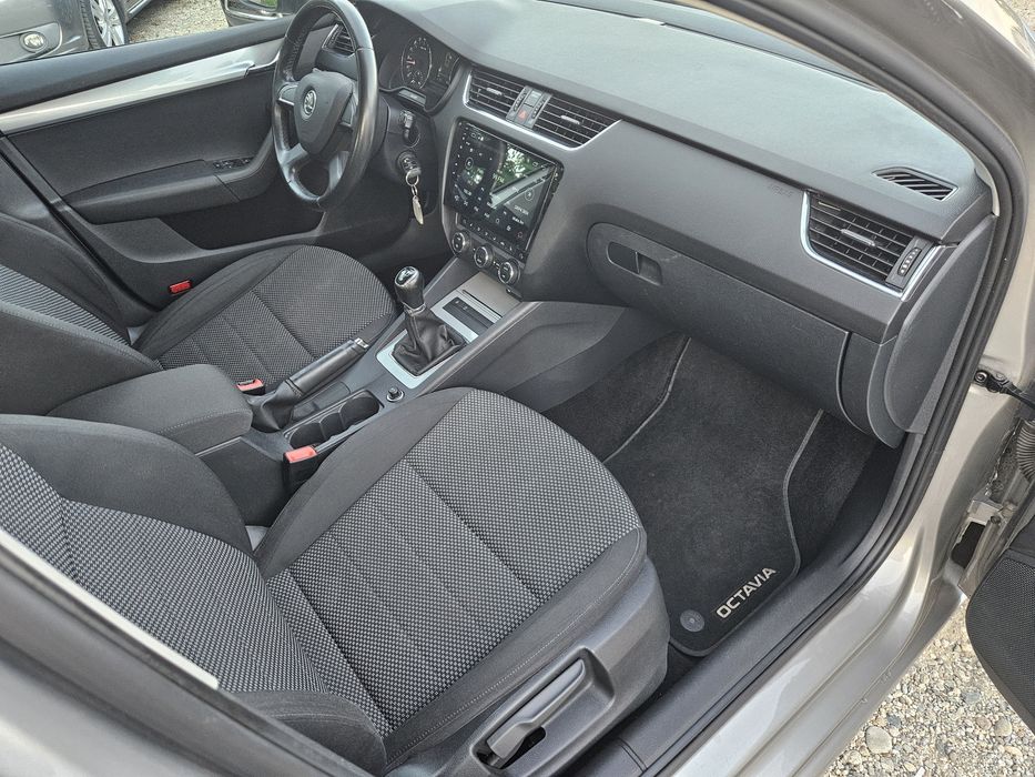 Škoda Octavia 3 ~ 2014, 1.6 Diesel 105 CP/Navi/Sc incalzite/Klima X2/