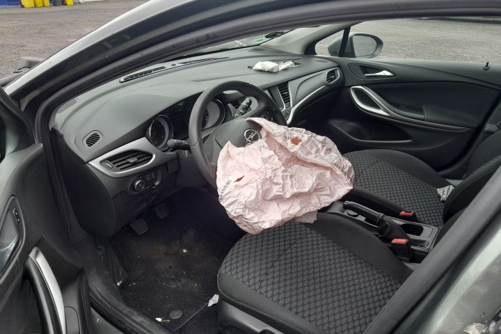 Punte fata Opel Astra K