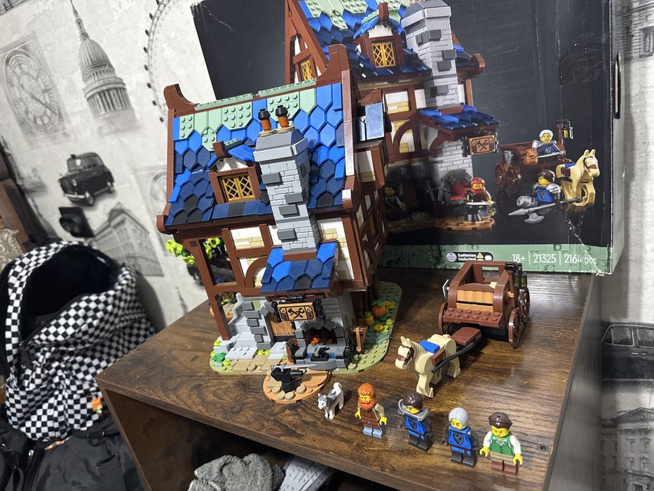 Lego 21325 Средневековая Кузница