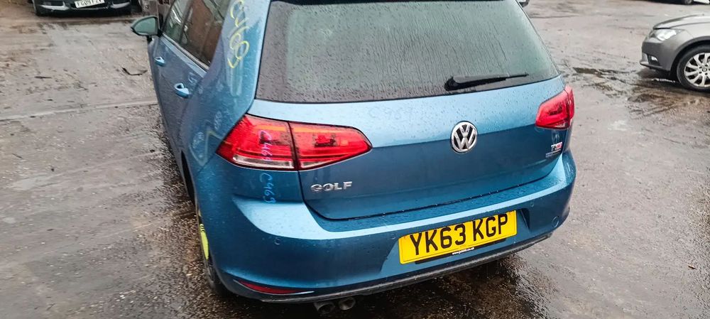 Dezmembrari / Dezmembrez Volkswagen Golf 7 (5G) 1.4 TSI CPTA cutie viteze manuala cod culoare LA5J