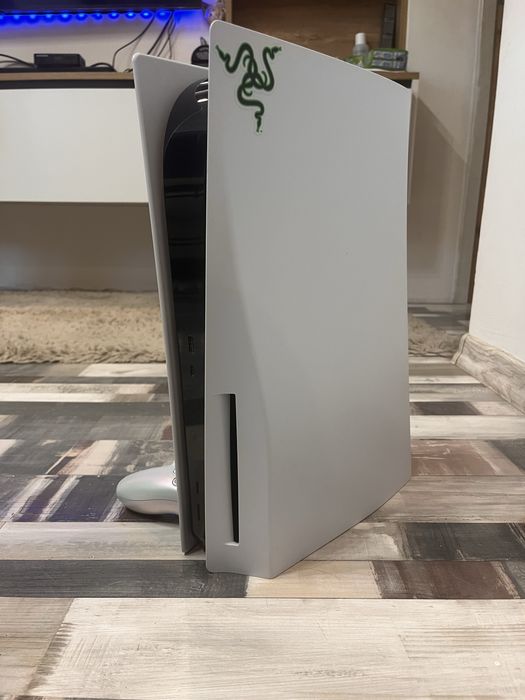 Playstation 5 + игри