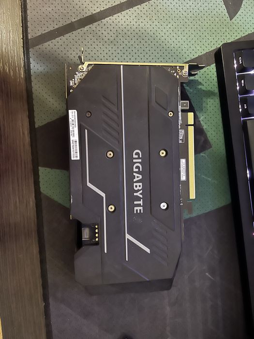 Видеокарта Gigabyte RTX 2060