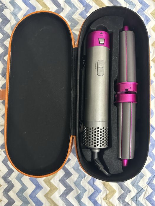 Фен-стайлер Dyson